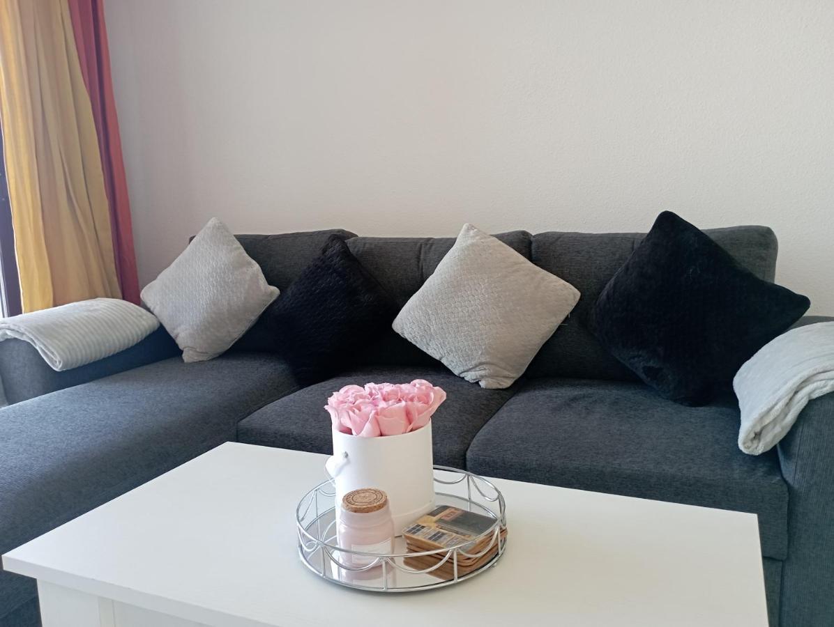 Apartment In La Mata With Sea Views ตอร์เรเวียคา ภายนอก รูปภาพ
