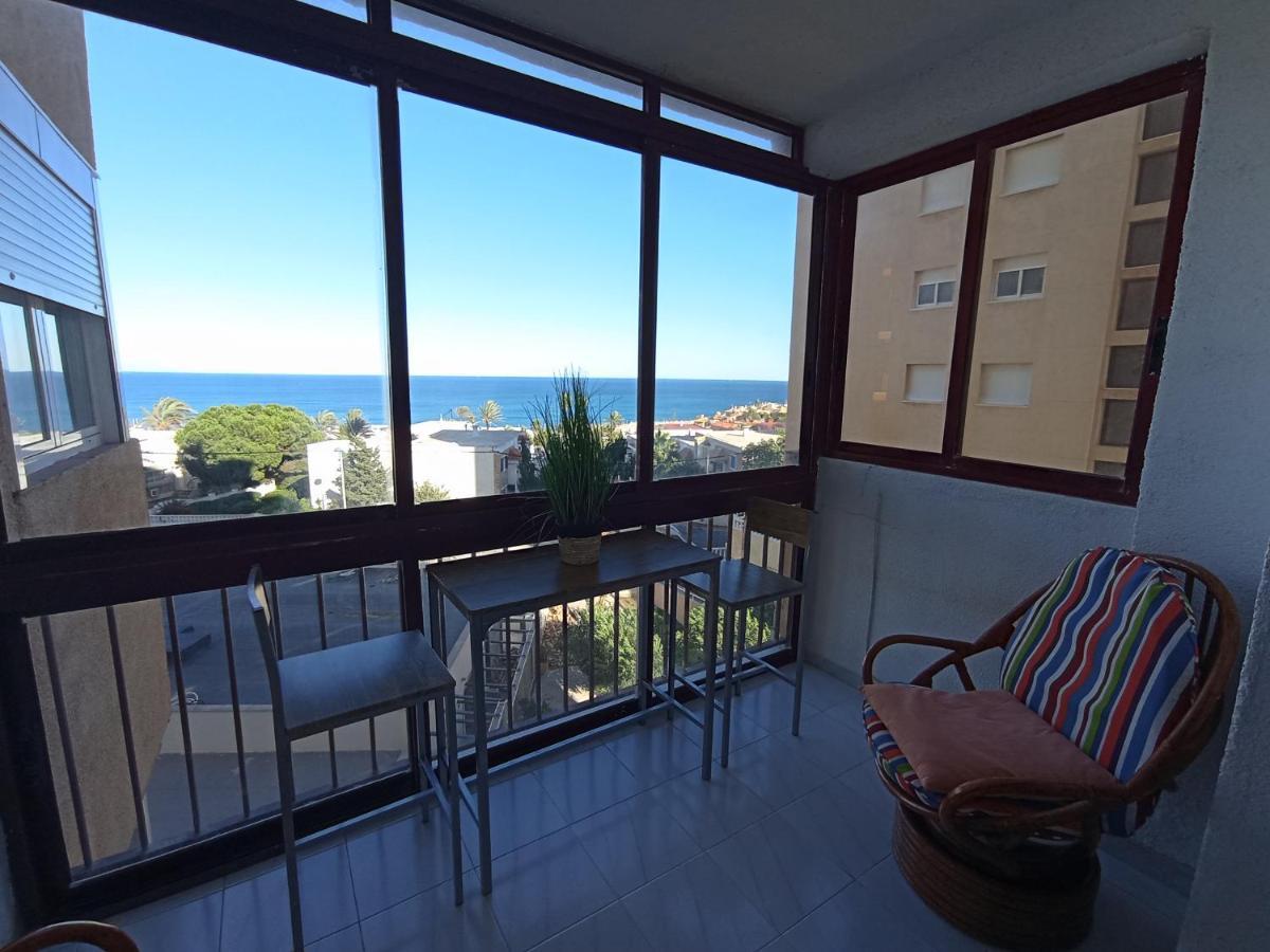 Apartment In La Mata With Sea Views ตอร์เรเวียคา ภายนอก รูปภาพ