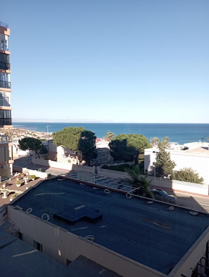 Apartment In La Mata With Sea Views ตอร์เรเวียคา ภายนอก รูปภาพ