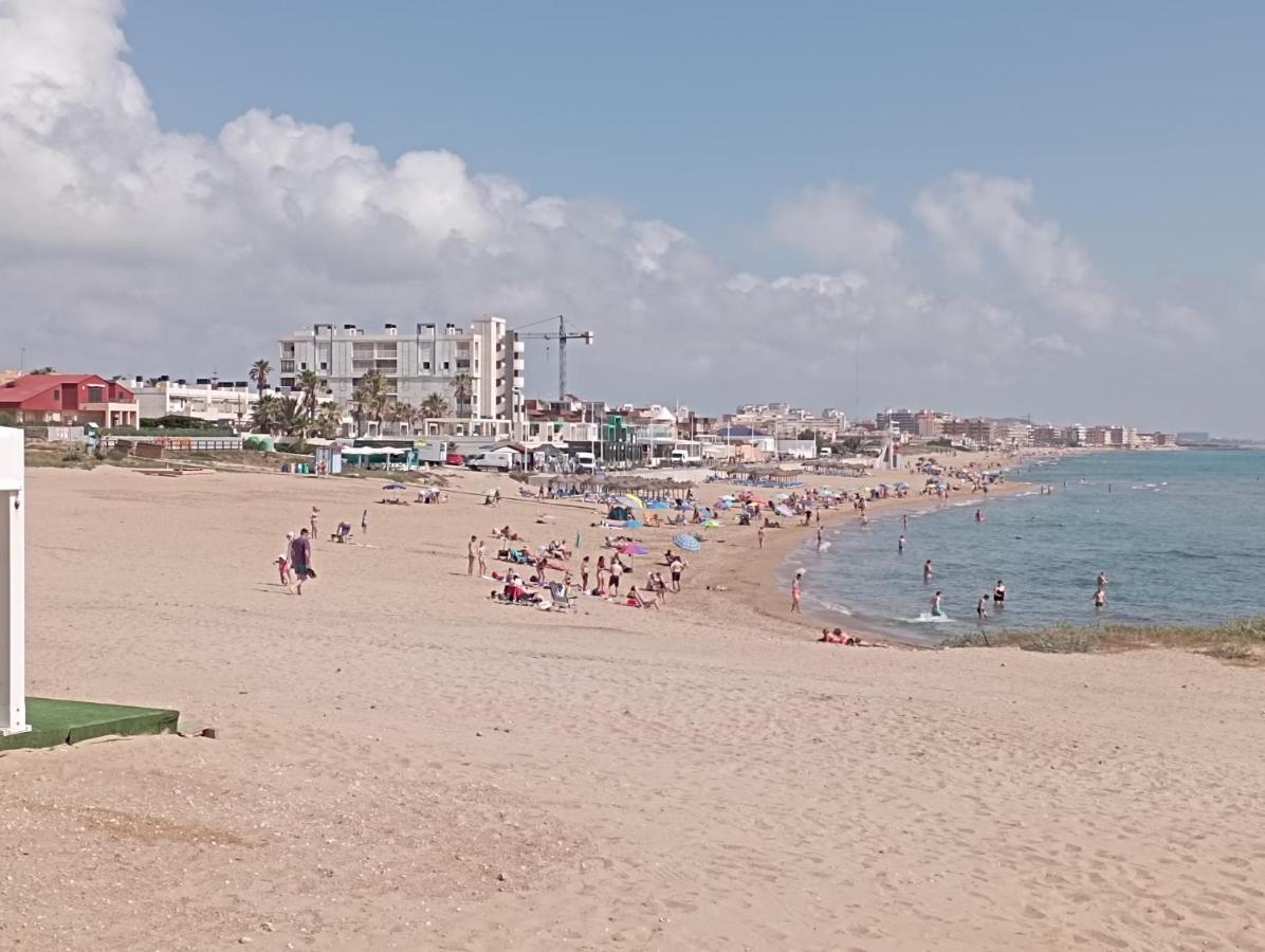 Apartment In La Mata With Sea Views ตอร์เรเวียคา ภายนอก รูปภาพ